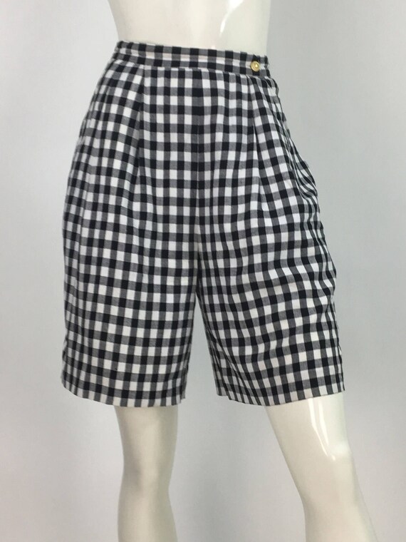 checkered high waisted shorts