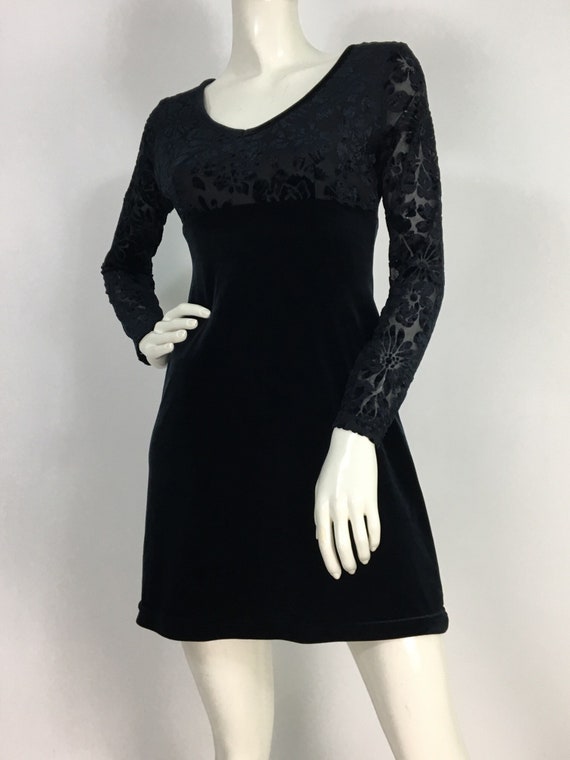 90s skater dress/1990s black velvet skater dress/s