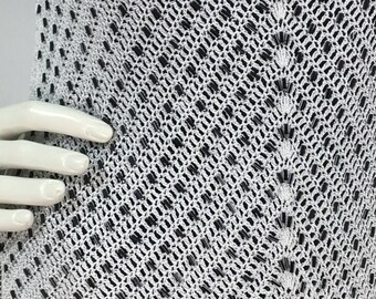 Vintage Debbie Shuchat beaded detail white and black sleeveless top size medium