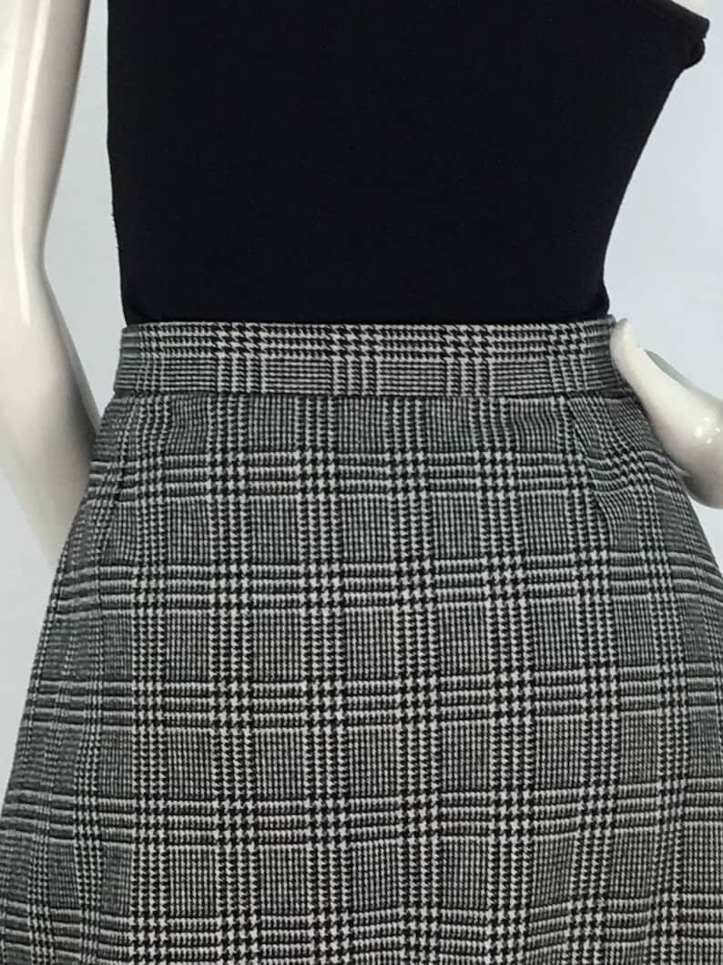 1970s wool plaid button front skirt