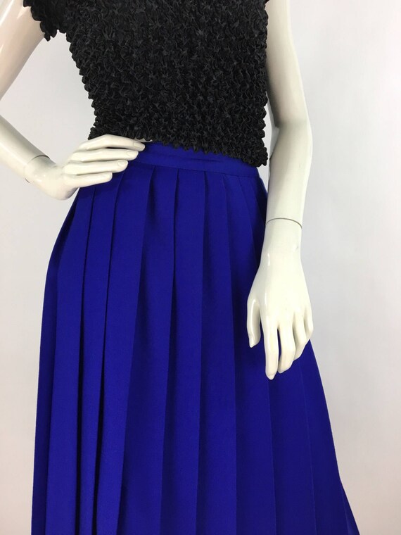 Royal blue 100% wool midi skirt/70s pleated midi s