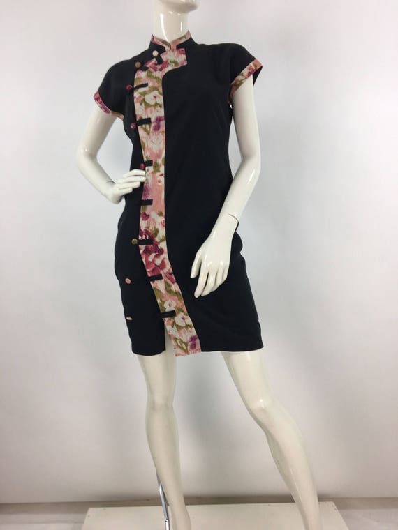 1980s kimono, 80s black and floral kimono midi - image 1