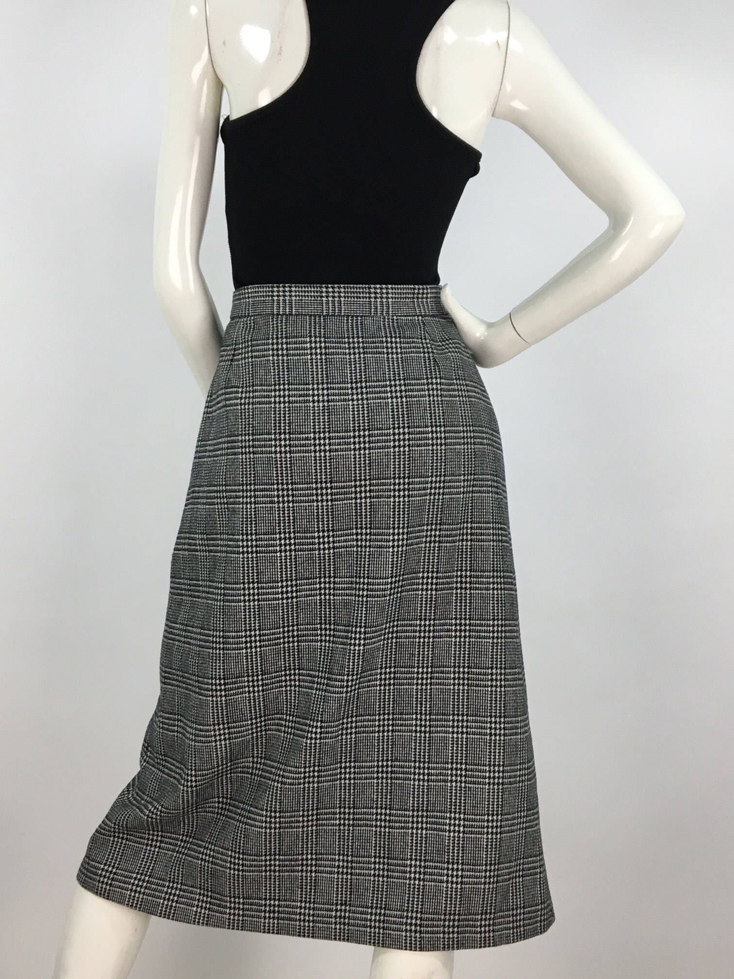 1970s Wool Plaid Button Front Skirt - Etsy
