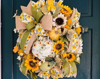 fall sunflower wreath for front door, handmade pumpkin wreath, fall decor, sunflower decor, autumn wreath, thanksgiving decor, fall wreath