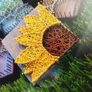 Sunflower Mini DIY String Art Kit - DIY Kit - Easy String Art Kit - No tools needed!!! - Can come pre-strung - Two sizes Available