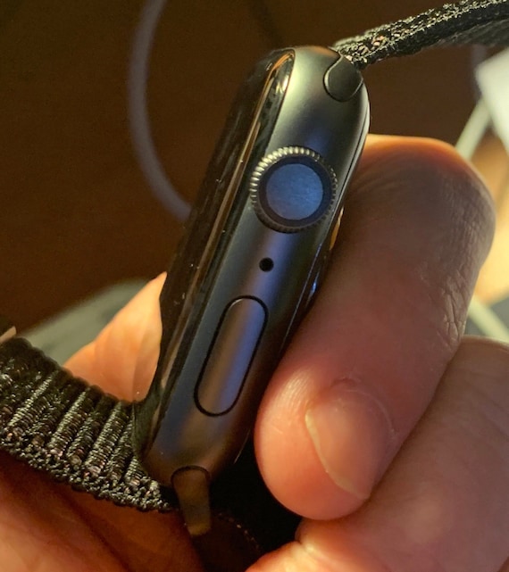 Apple watch crown cover hot sale