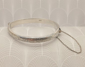 Vintage 925 Sterling Silver Hinged Bangle Bracelet with Safety Chain - Hallmarked Birmingham 1960