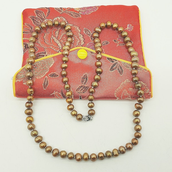 Halbrunde Süßwasserperlen-Perle und 925 Silberverschluss-Halskette mit besticktem Geschenkbeutel