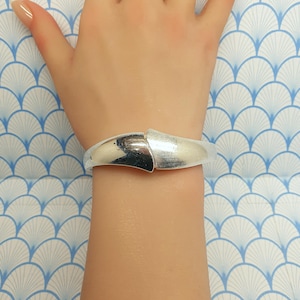 Vintage Chunky 925 Solid Sterling Silver Modernist Style Hinged Bangle Bracelet - 41.7g - Birmingham Hallmarked