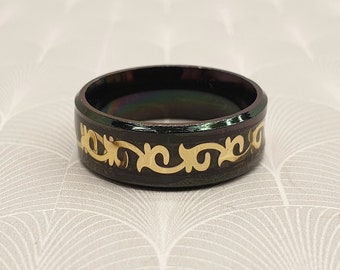 Vintage Mens Black Stainless Steel and Gold Metal Band Ring