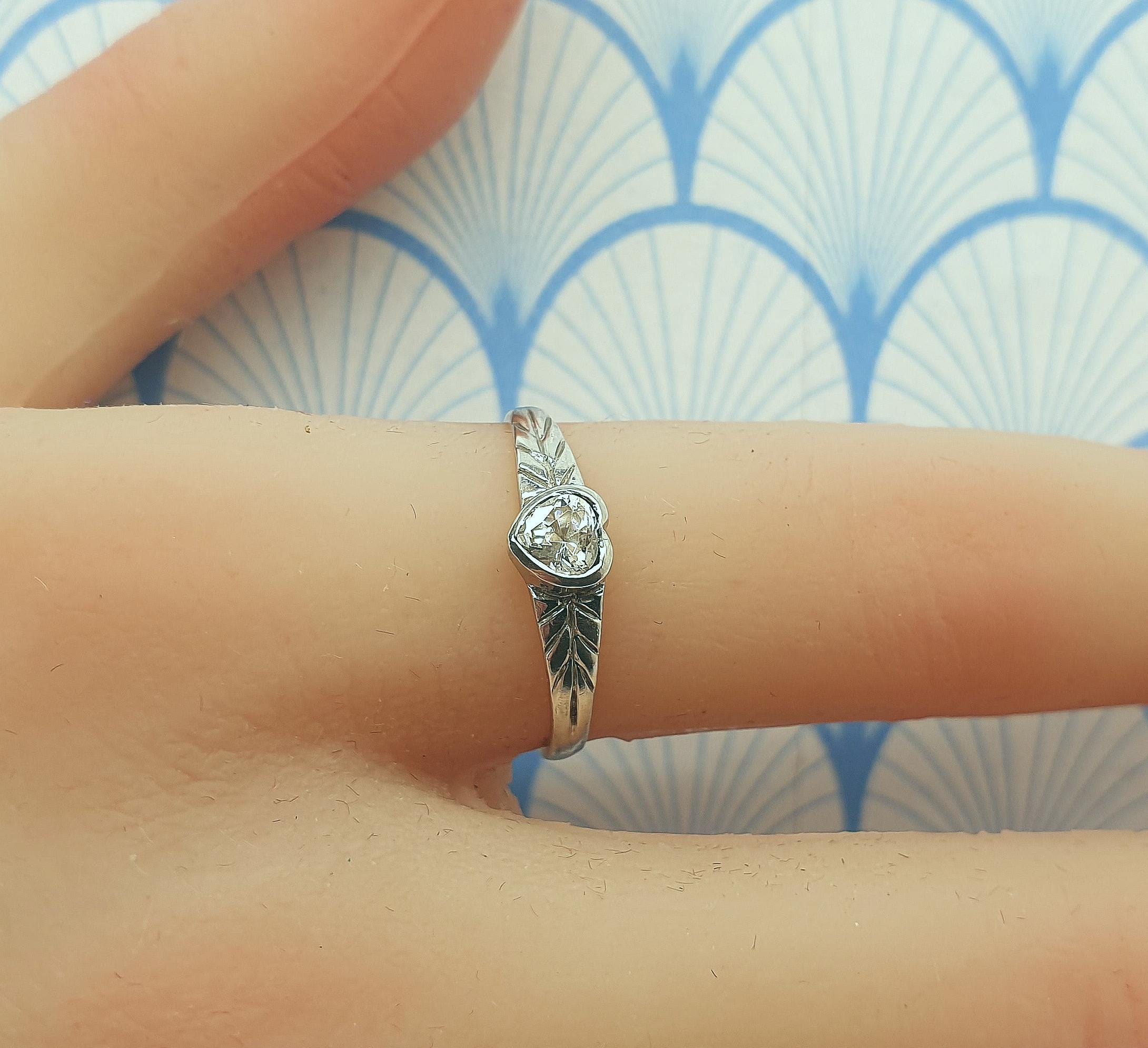 Sterling Silver 925 Heart Shaped CZ Cubic Zirconia Ring Sz 5