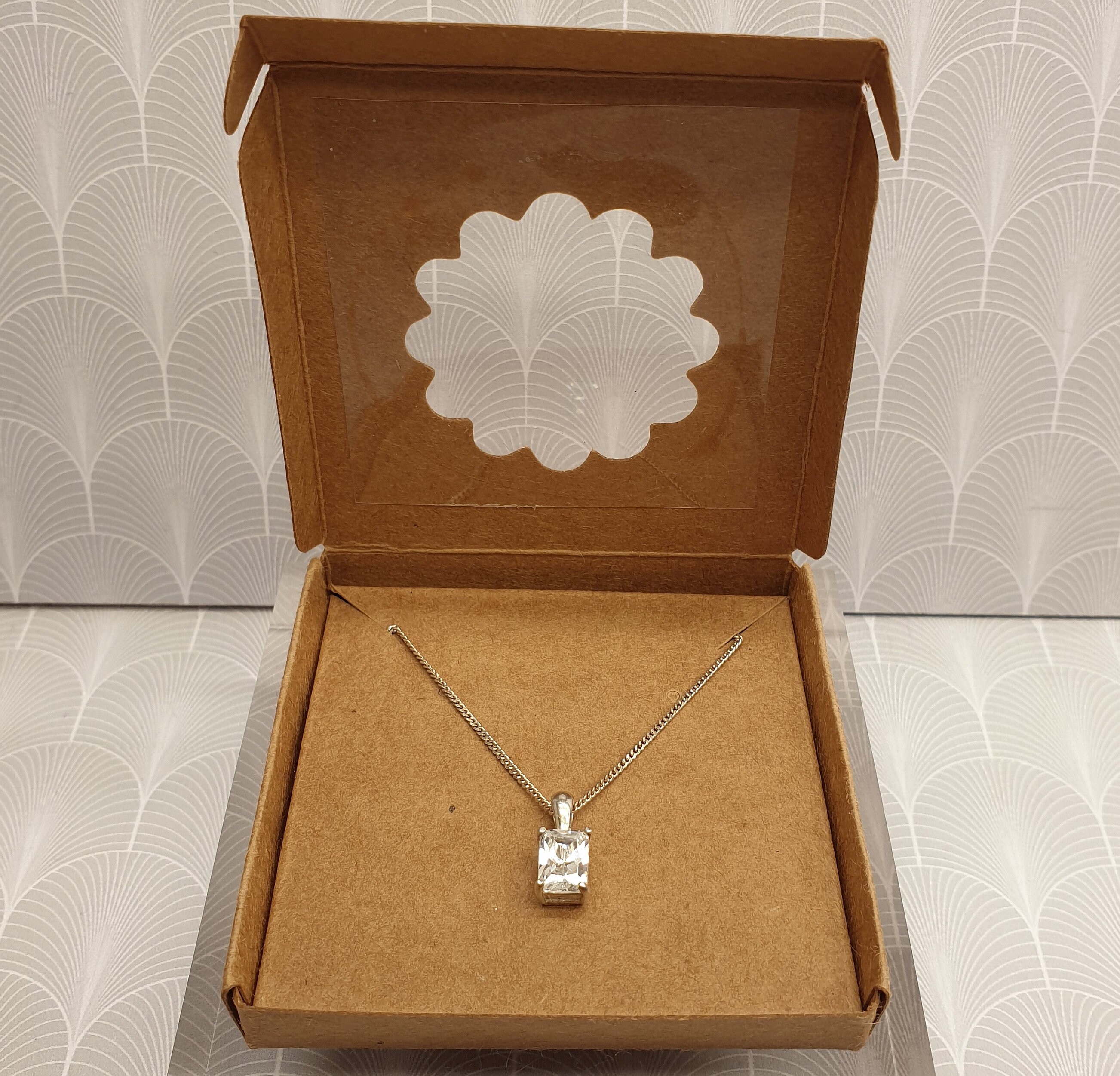 Vintage 925 Sterling Silver and Cubic Zirconia Pendant Necklace