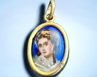 Bonito colgante de Limoges con retrato en miniatura