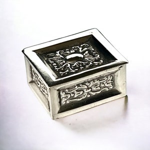 Reserved for Paulo - Sterling silver pill box
