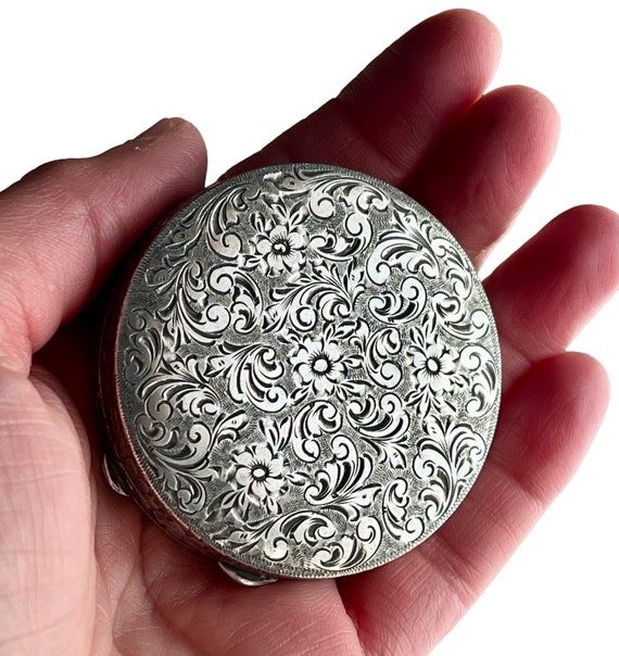 Vintage Sterling silver pill box made in Austria - image 8