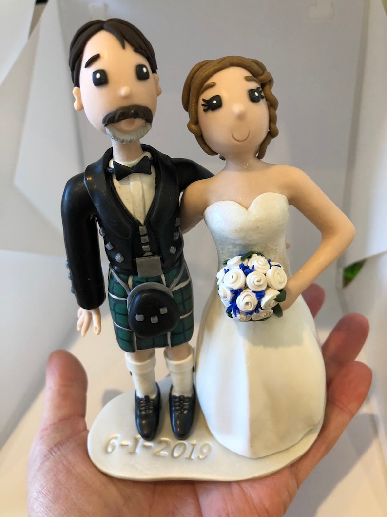 Wedding cake topper 2 figurines Etsy