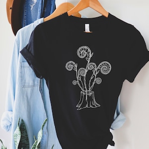 Fern Stump Shirt ǀ Forest Nature Tee ǀ Nature Clothing ǀ Hiking Shirt ǀ Botanical Fern