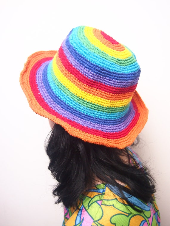 bucket hat rainbow