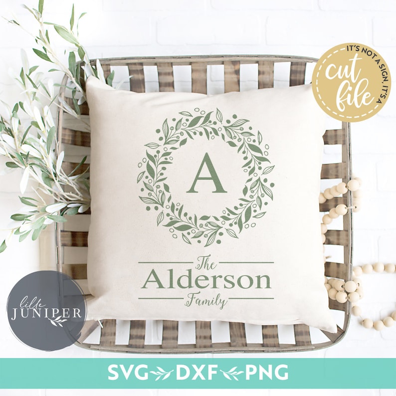 Download Last Name svg Wreath Monogram SVG Family Name sv ...