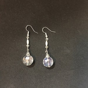 Handcrafted Clear Glass Crystal Teardrop Pierced Earrings w/ Pearl Seed Bead Accent in Silver Tone