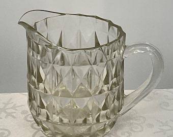 Zabytkowy dzbanek do mleka Janette Glass Windsor Diamond Diamond Cut