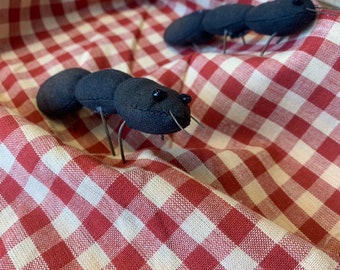 Primitive Grungy Picnic Ants