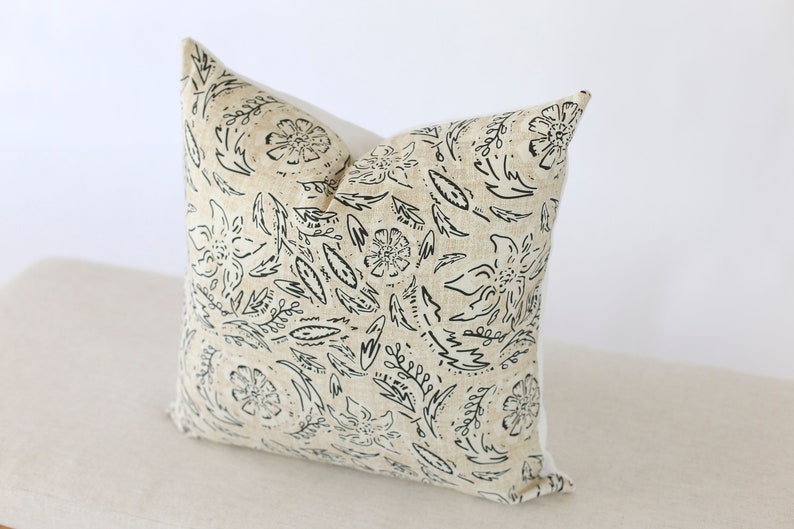 Black and White Floral Pillow Cover 20x20 Neutral Pillow Etsy