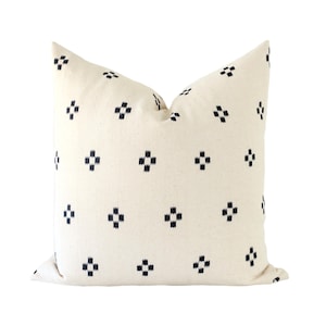 Black Pillow Cover, Black and Cream Pillow Cover, Black and White Throw Pillow, 20x20 Pillow Cover, Boho Pillows, Pillow Cover 18x18