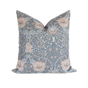 Blue Floral Pillow Cover: Vintage-Inspired Cotton Throw Pillow
