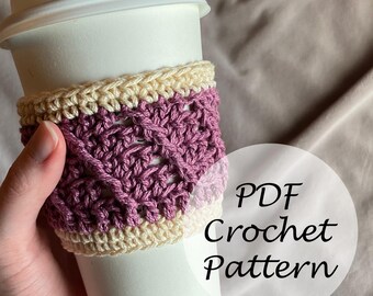 Twisted Columns Cup Cozy Pattern // Easy Beginner Coffee Cozy Crochet Pattern