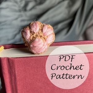 Paw Print Bookmark PATTERN // Animal Crochet Bookmark Pattern