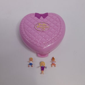 Valise compacte vintage Bluebird Polly Pocket violette et coeur rose -   France