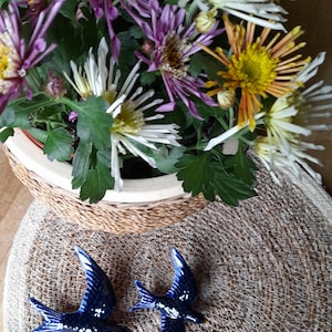 Vintage keramische zwaluw vogels set van 2 blauwe muur decor geluk symbool positieve verandering hoop nautische vogel kunst gemaakt in Japan