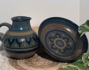 Vintage Duitse KMK Manuell keramische waterkan kruik en kom jaren 1970 aardewerk