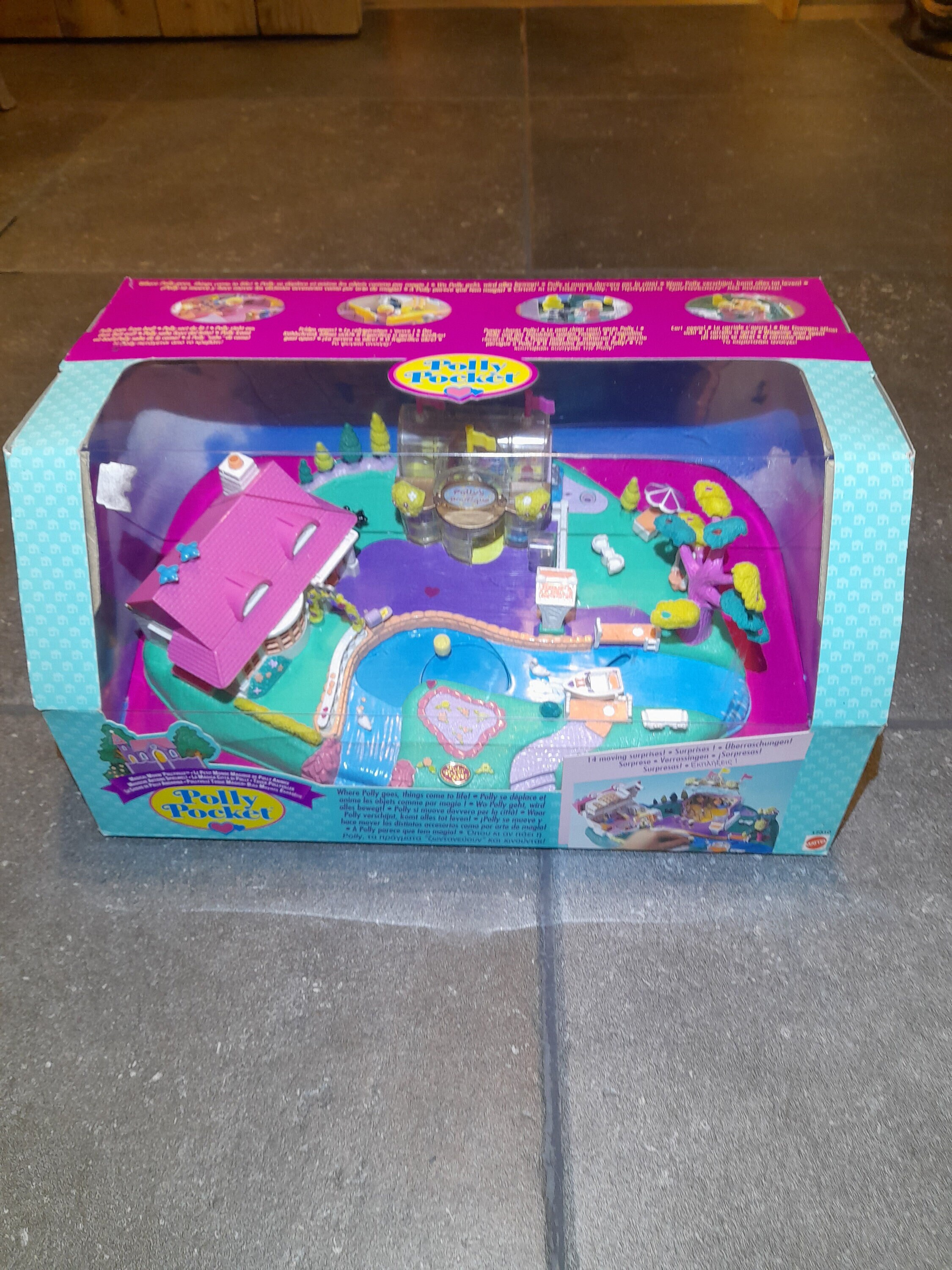 Polly Pocket - 2004 Fashion Beach Game, Brand New -Opened Box