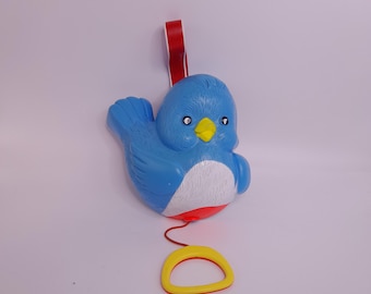 Caja de música vintage Fisher Price Bluebird de 1968. Juguetes Fisher Price. Caja de música infantil con cuerda para tirar y oración.
