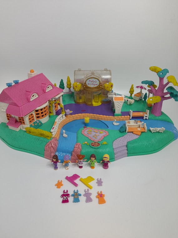 Soldes Polly Pocket Pollyville Vacation Playset in Trolley 2024 au