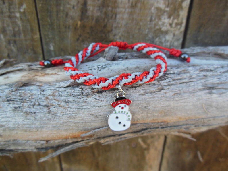 Winter Friendship White Enamel Snowman Charm Spiral Double Helix Unisex Adjustable Bracelet Color Choice Christmas Faux Leather Cord