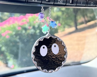 ¡Dije de coche inspirado en un duende de hollín con forma de vitral!