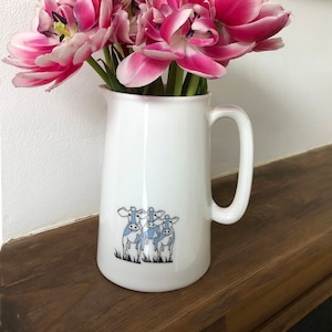Cow bone china gravy jug, cute animal pitcher. Flower vase, country style tableware, homestead style gift, gift for farmer, gift for Mum,