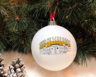 Wolves bauble, Wolverhampton Wanderers supporters Christmas gift, Football fan gift, Stocking filler for him, Christmas ornament for Dad