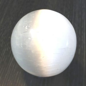 Selenite Crystal Sphere - 6cm, 292g - Polished Stone for Cleansing, Calm & Spiritual Work