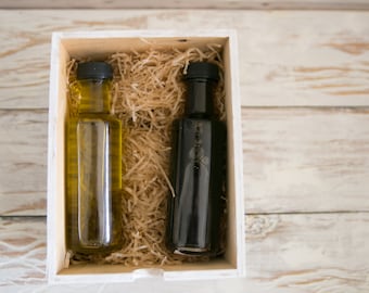 gift gourmet,  Mediterranean gourmet gift, Greek Extra Virgin Olive Oil, Greek Balsamic Vinegar, Greek gourmet gift. Keto healthy