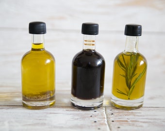 gift gourmet,  Mediterranean gourmet gift, Greek Extra Virgin Olive Oil, Greek Balsamic Vinegar, Greek gourmet gift. Keto