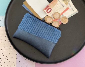 kleine Geldbörse mit Kartenfach blau Mini-Geldbeutel mit Reißverschluss Cord Kunstleder vegan Handmade Geschenk Portemonnaie MIKA