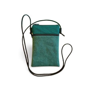Handytasche zum Umhängen | kleine Umhängetasche grün | vegane Handtasche aus Stoff | Brustbeutel mit Band | Festivaltasche fürs Handy