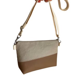 kleine Umhängetasche beige | vegane Handtasche aus Canvas mit Kunstleder | handgemachte Damentasche für Festivals | kleine Tasche für Frauen
