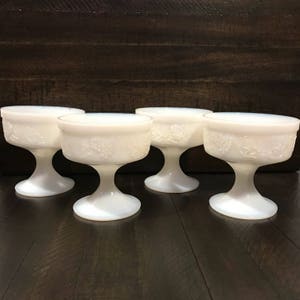 Vintage Milk Glass Foot Sherbet Dessert Cups Grape Vine Set of 4 Ring of Fire