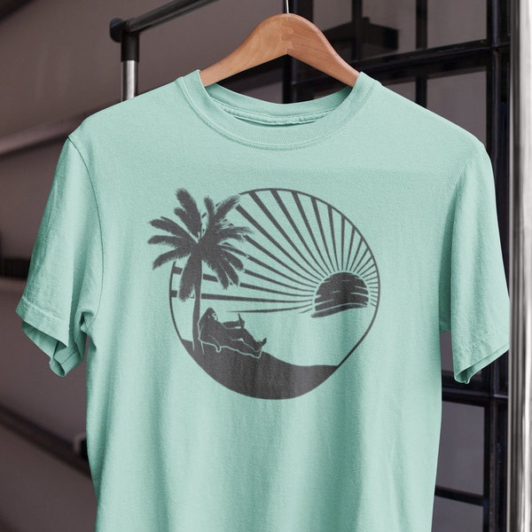 Bigfoot Beach Vibes Short-Sleeve Unisex T-Shirt| Sasquatch Yeti Squatch Gift | Retro Vintage Hipster Travel Mens Womens Tee