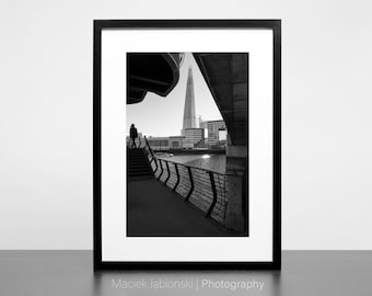 The Shard, Londen (afdrukbare zwart-wit straatfotografie, instant digitale download kunstwerk naar frame, hoge resolutie muurkunst)